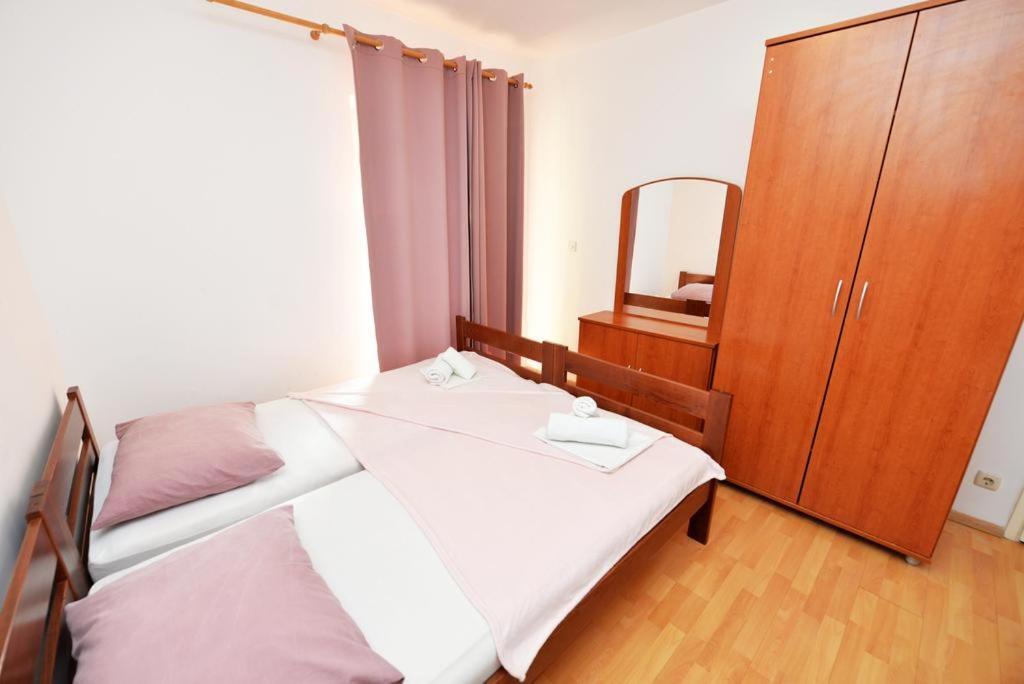 Apartments Rem Novaglia Esterno foto
